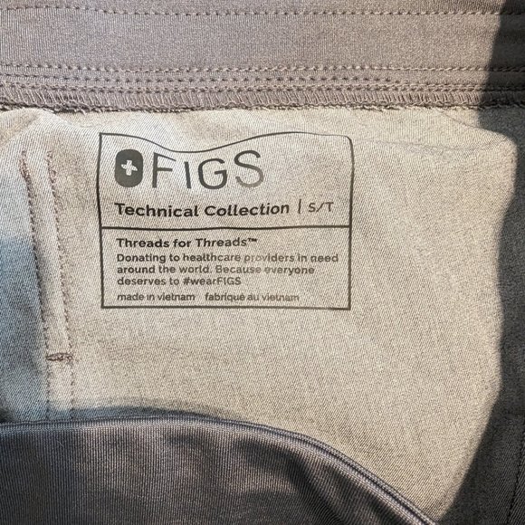 Graphite FIGS - tall pants! - Picture 6 of 6